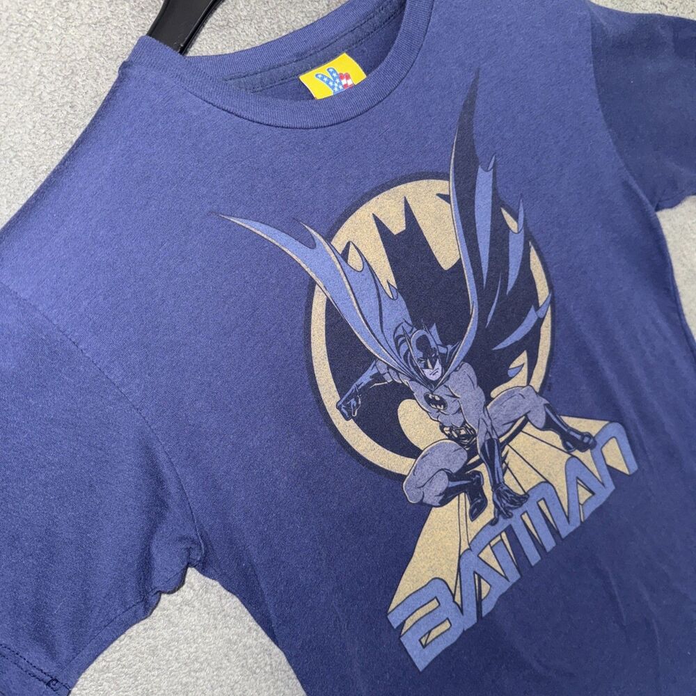 Junk Food Mens S Batman T-Shirt Graphic Tee Retro Blue DC Comics Unisex Tactile - Picture 3 of 8